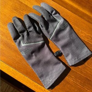 The North Face WindWall CloseFit Tricot Gloves | Etip Touchscreen, Black Size S